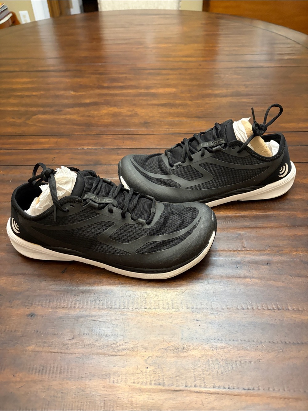 Topo Black ST-4 Men US 9.5 ACS